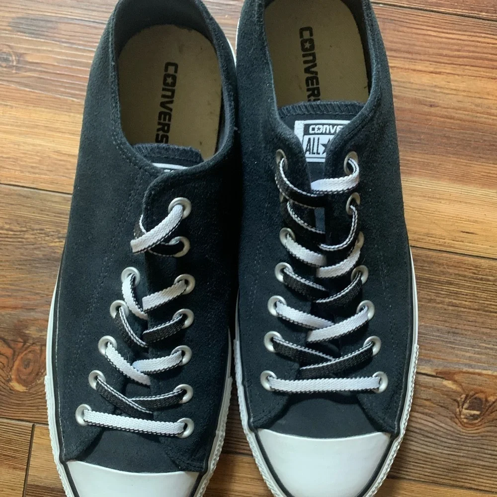 Converse All-Star Low Top Chuck Taylor Suede Leather Twilight Black 11.5M 13.5F